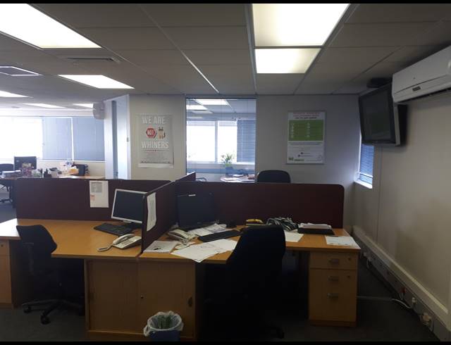 267M² OFFICE TO LET IN TYGER VALLEY